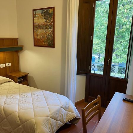 Hotel Rifugio La Foresta Валломброза Экстерьер фото