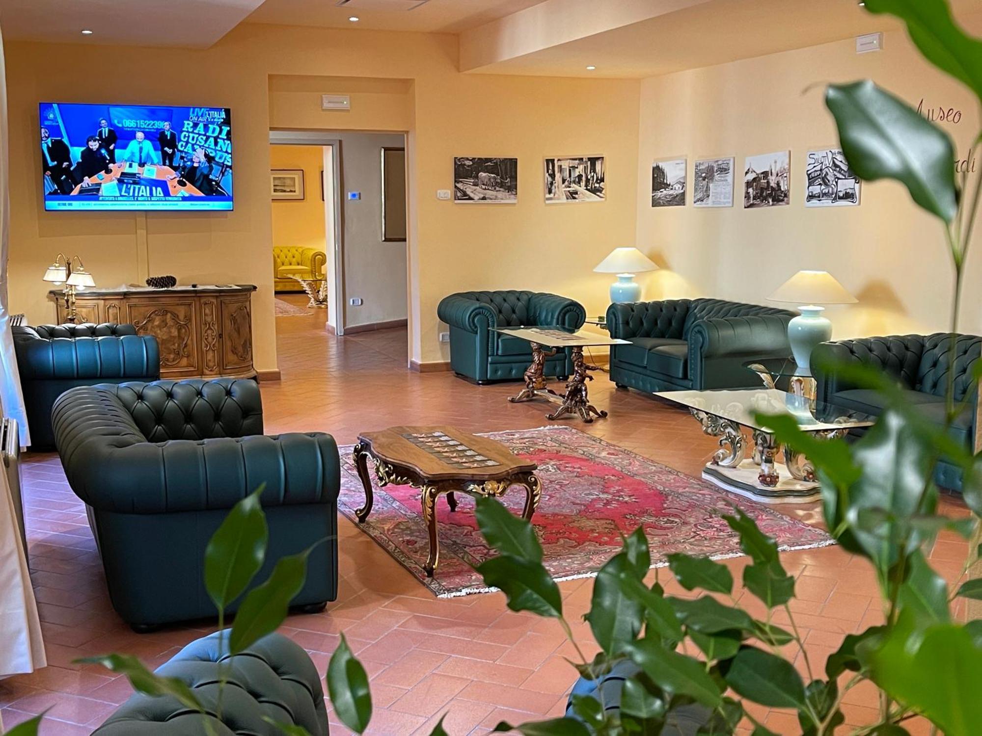 Hotel Rifugio La Foresta Валломброза Экстерьер фото