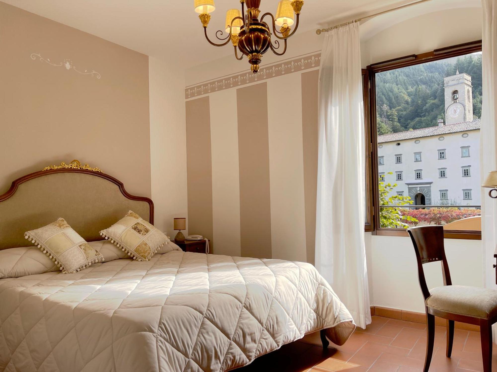 Hotel Rifugio La Foresta Валломброза Экстерьер фото