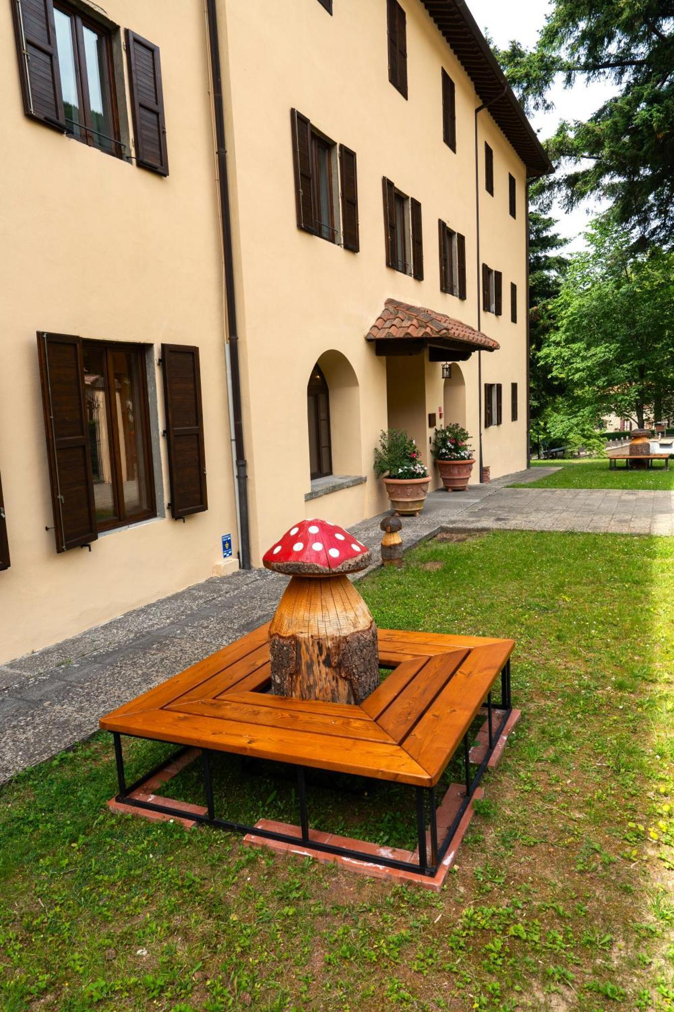 Hotel Rifugio La Foresta Валломброза Экстерьер фото